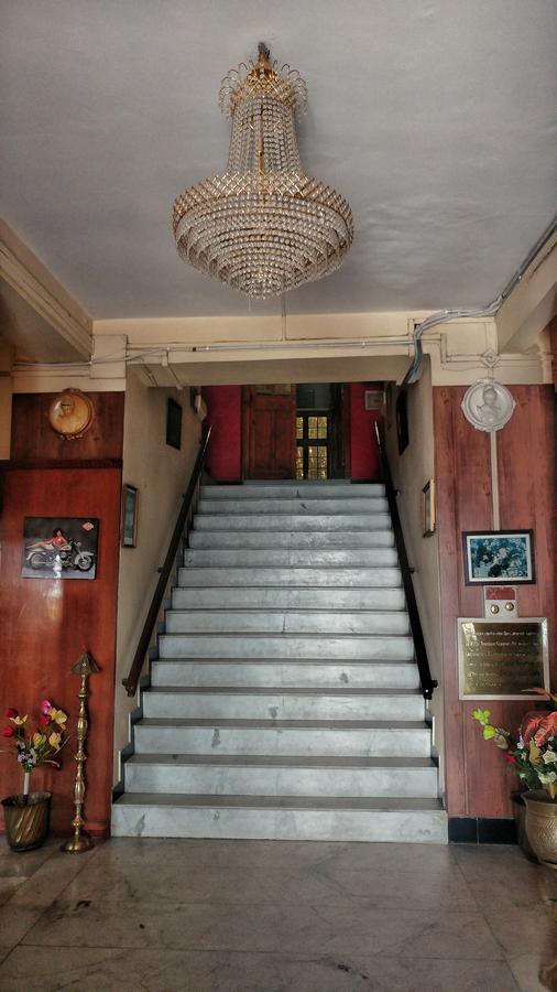 Ymca Tourist Hostel Shimla Exteriör bild